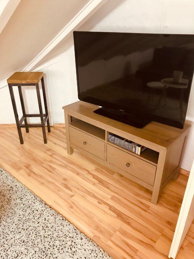 Studio Apartment In Direkter Naehe Zur Uniklinik Homburg Хомбург Екстериор снимка